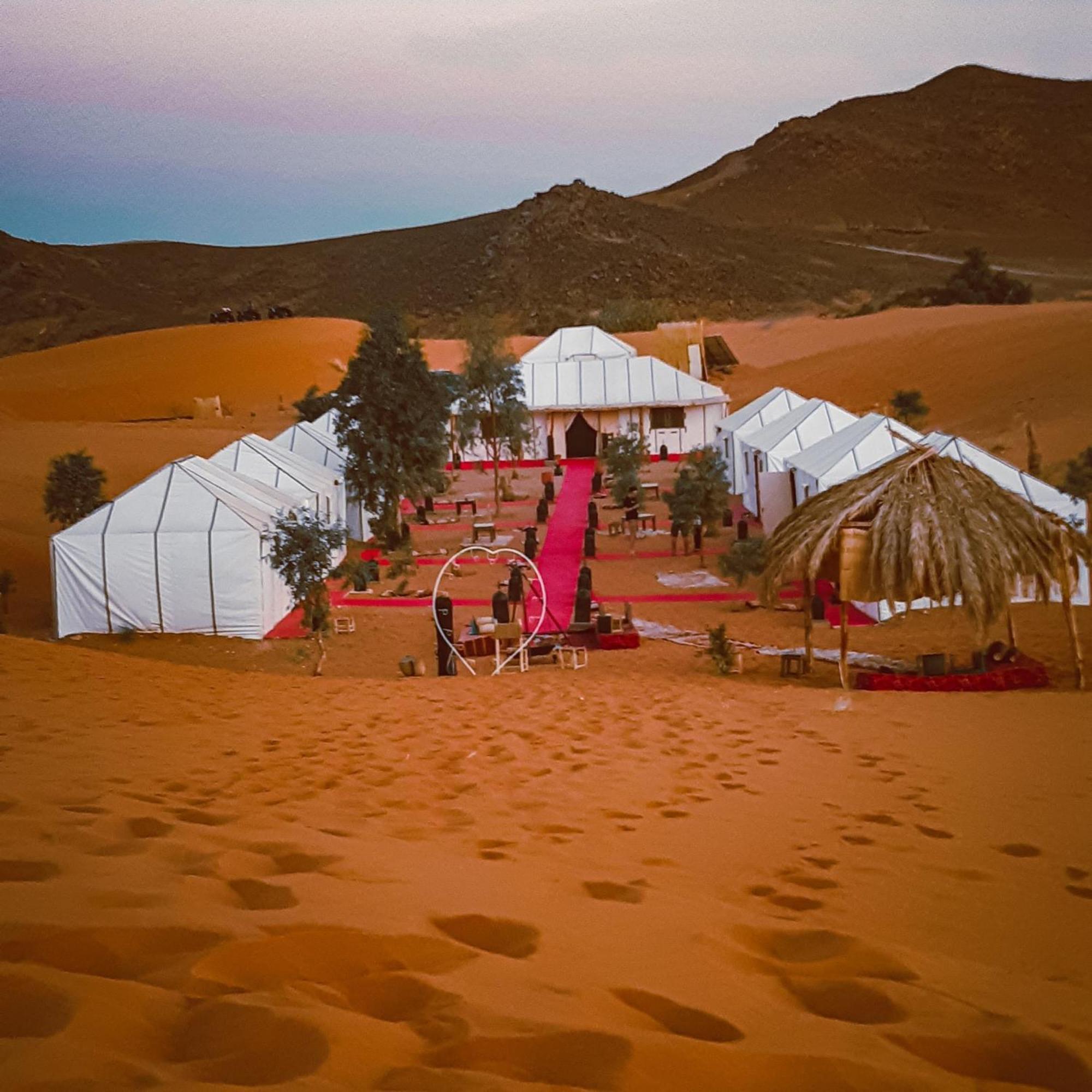 Erg Chebbi Dunes Desert Camp Hotel Merzouga Luaran gambar